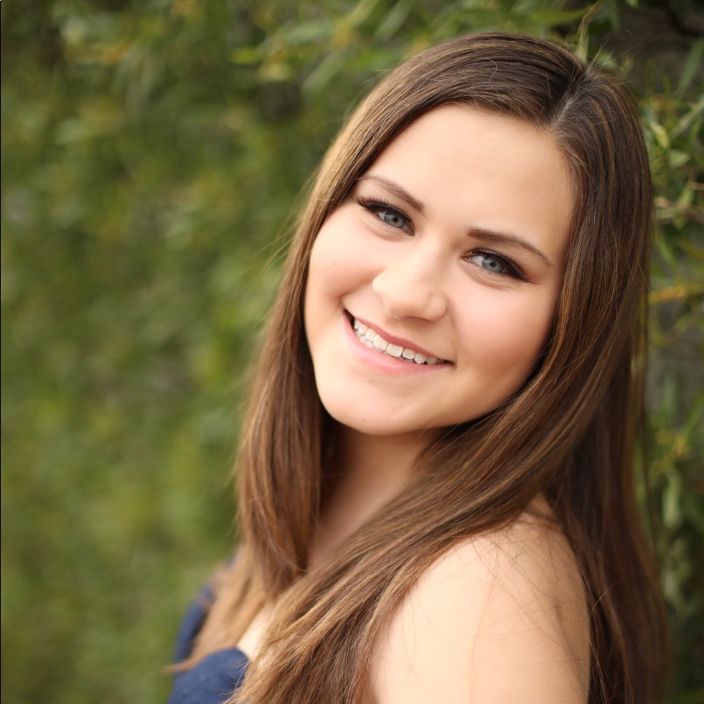 Meet your Posher, Bailey